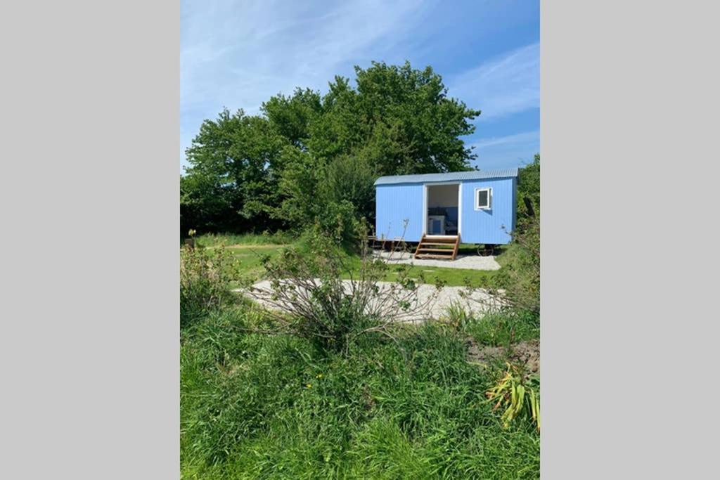 Apple Tree Hut Apartment Tenby Exterior photo